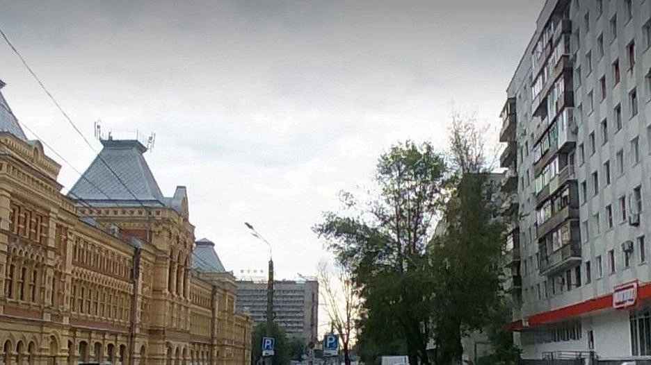 Окна многоэтажки завесят фальш-фасадом из-за БРИКС в Нижнем Новгороде