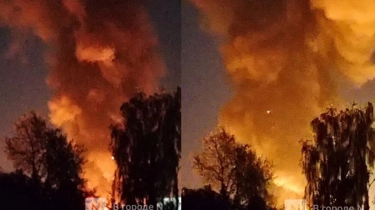 Главная картинка новости: Страшный пожар в районе Московского шоссе напугал нижегородцев