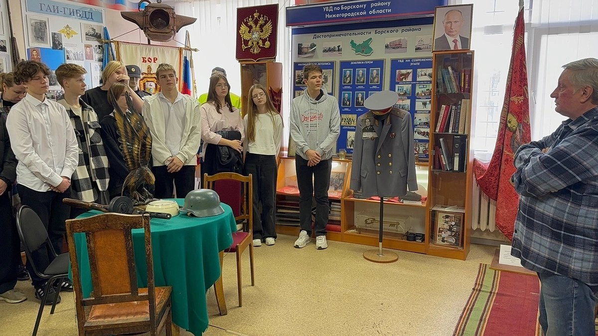 Борские школьники узнали о буднях полиции