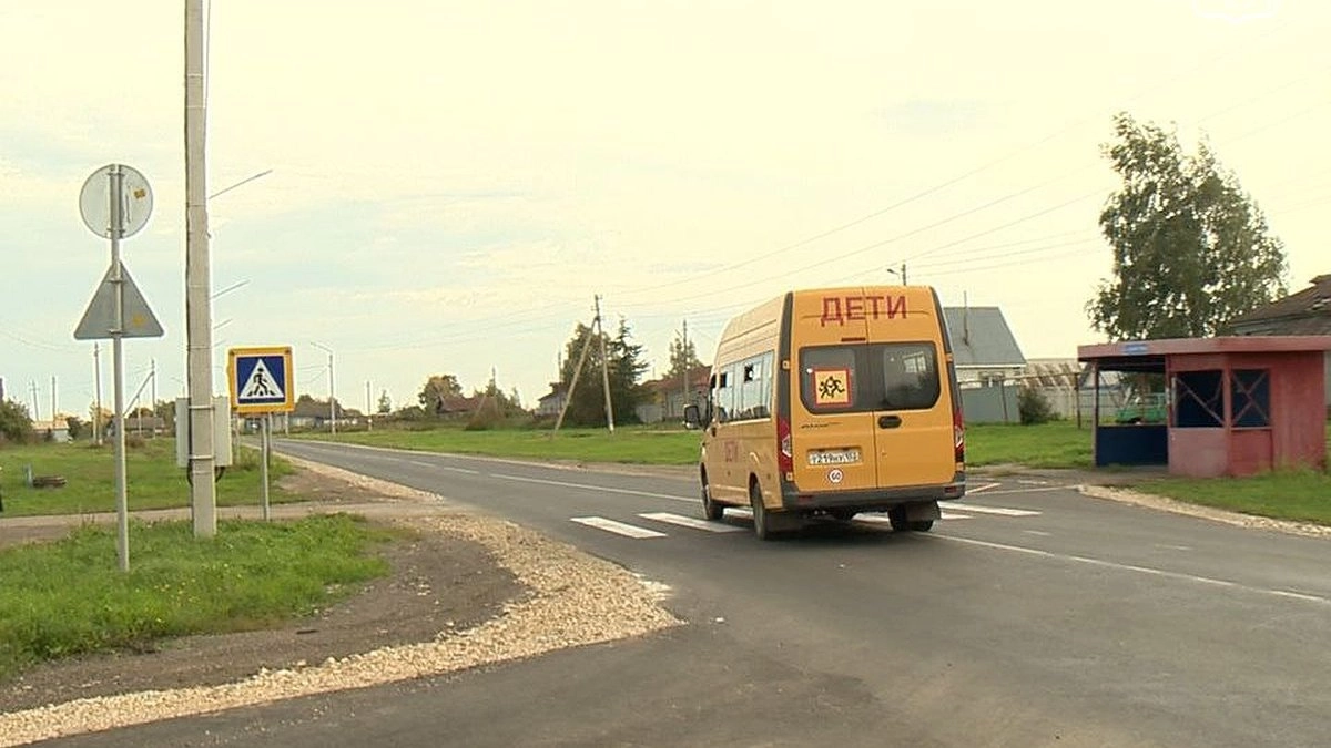 Маршрут к усадьбе Пушкина стал комфортнее: завершен ремонт трассы