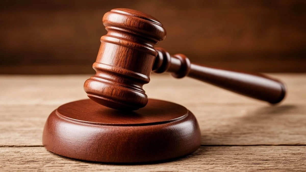 В Нижегородской области осудят бывшего сотрудника колонии за взятку