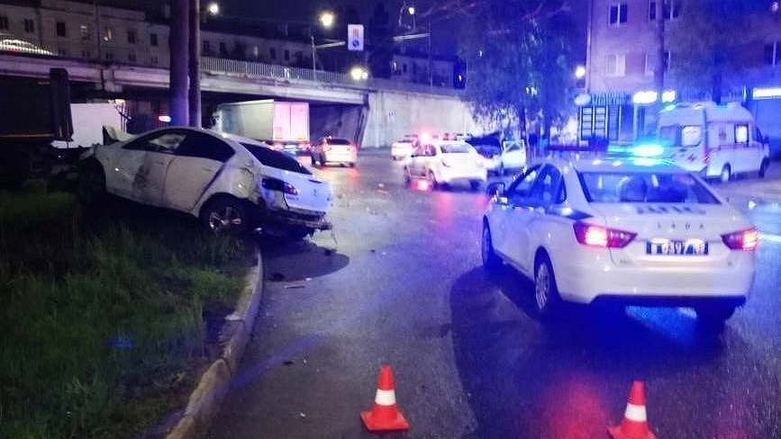 Главная картинка новости: Появились подробности ДТП с погибшим пассажиром «Лады» в Нижнем Новгороде