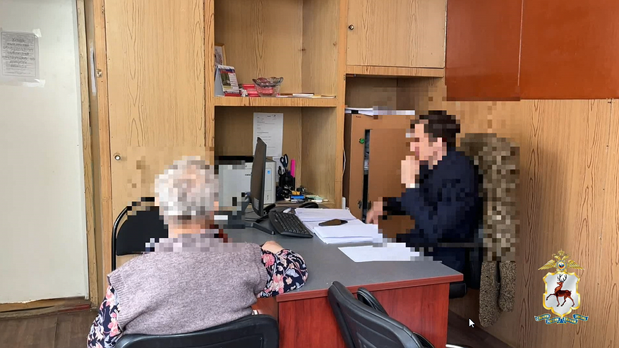 Главная картинка новости: Работающую на мошенников пенсионерку задержали в Нижнем Новгороде
