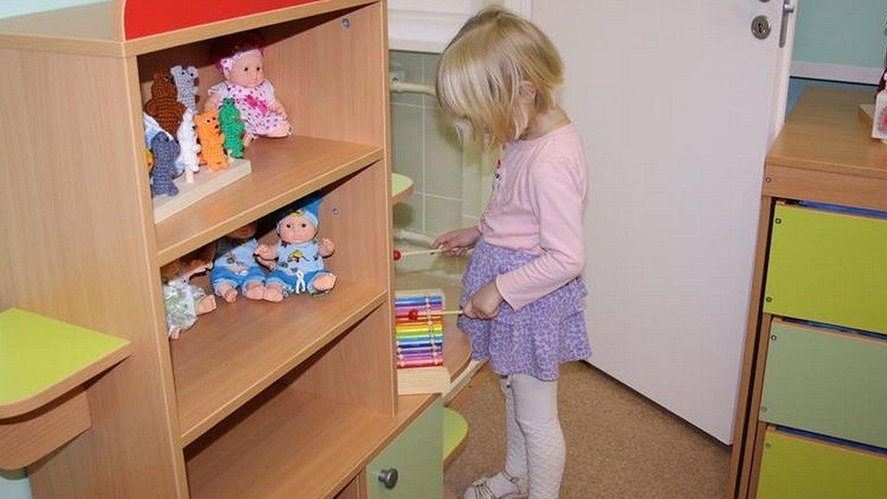 Главная картинка новости: Минстрой выдал разрешения на строительство двух детсадов в Нижнем Новгороде