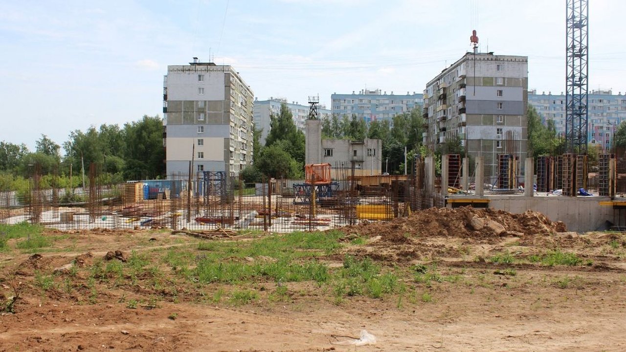 Главная картинка новости: Нижегородцам показали, как строятся дома для расселения из аварийного жилья