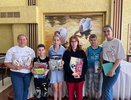 Школьные принадлежности для детей Донбасса собрали нижегородские волонтеры