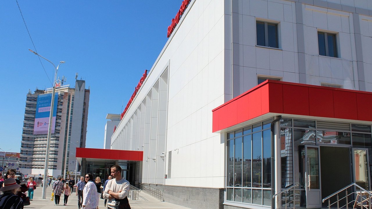 Главная картинка новости: Небо над Московским вокзалом в Нижнем Новгороде избавят от проводов