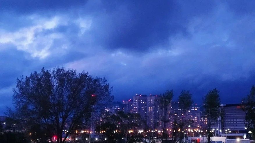 Главная картинка новости: Мощный ветер накроет Нижегородскую область
