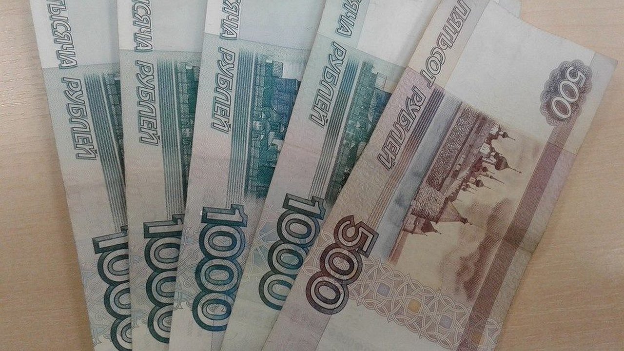 Главная картинка новости: 68% нижегородцев выступили за увеличение МРОТ до 30 тысяч рублей