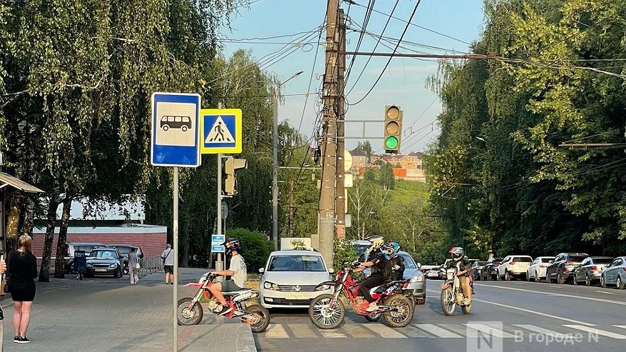 Главная картинка новости: Жители Советского района жалуются на гоняющих на питбайках подростков