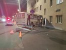 Автобус с пассажирами влетел в дом в Дзержинске: есть пострадавшие