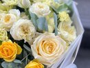 ВТБ и Росгосстрах выяснили, во сколько обойдется родителям покупка цветов и подготовка к школе