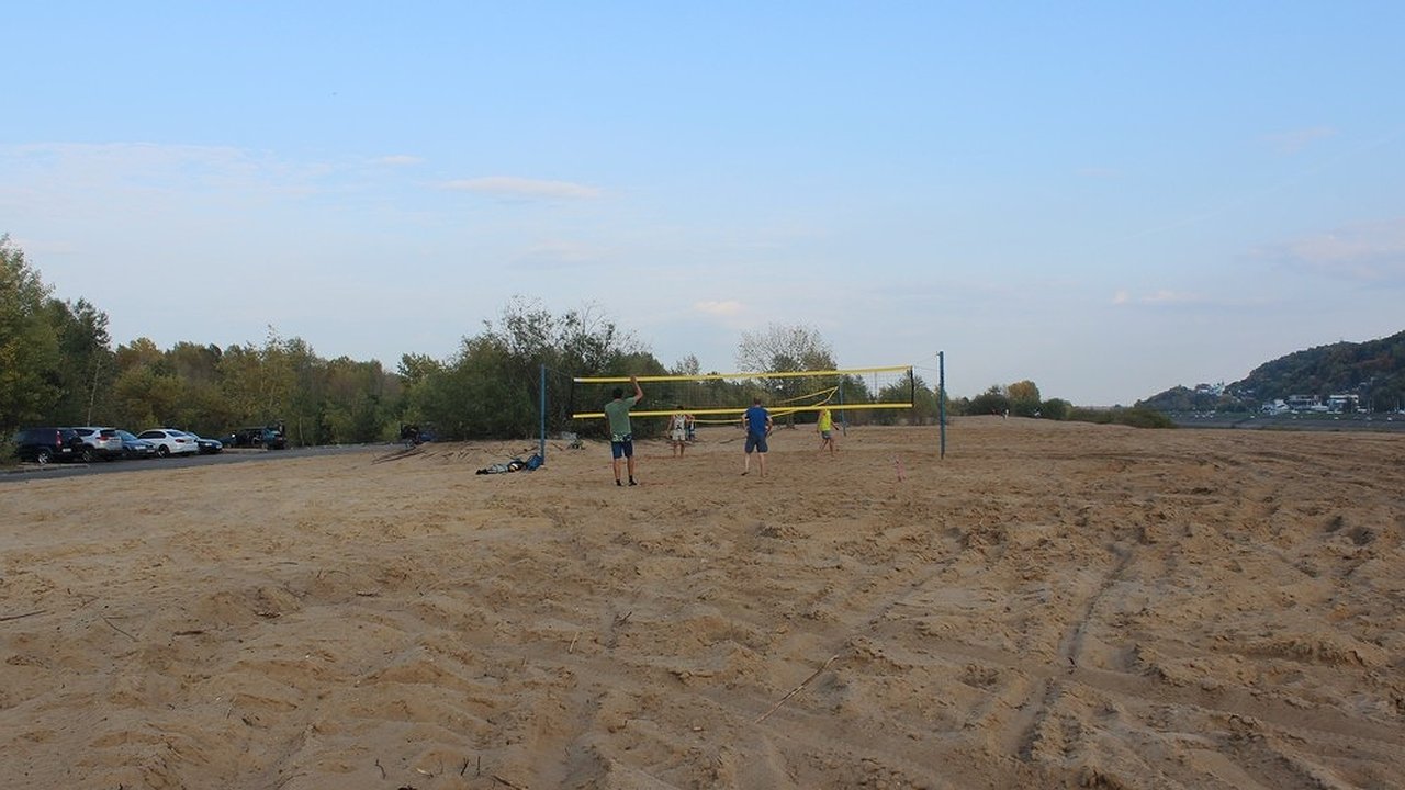 Главная картинка новости: Пляж на Гребневских песках пока не восстановят в Нижнем Новгороде