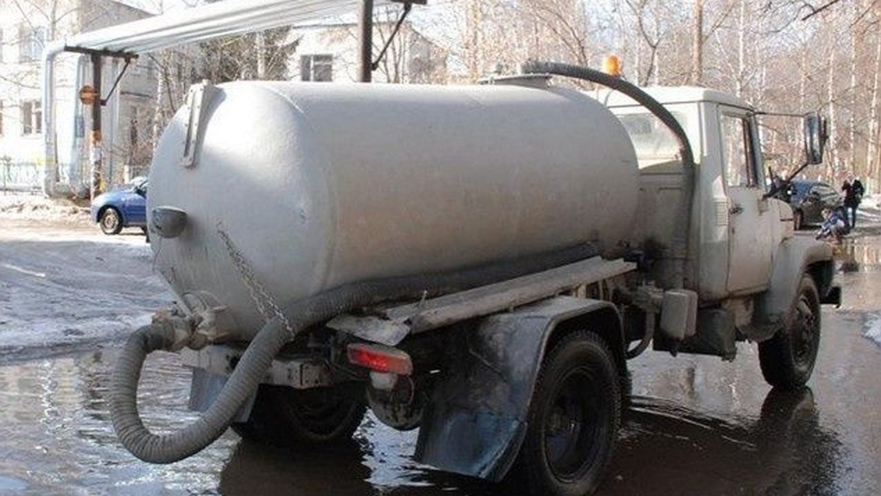 Главная картинка новости: Власти назвали причину жуткой вони в Нижнем Новгороде