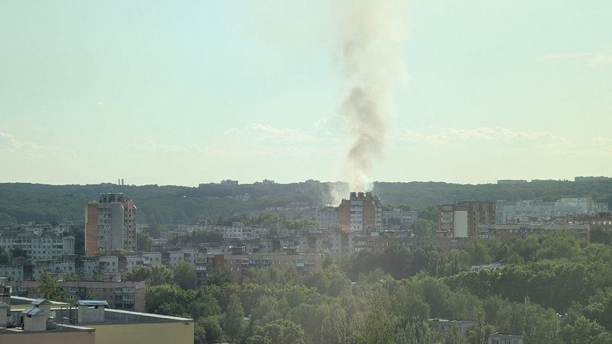 Главная картинка новости: Столб дыма от пожара в гараже напугал нижегородцев