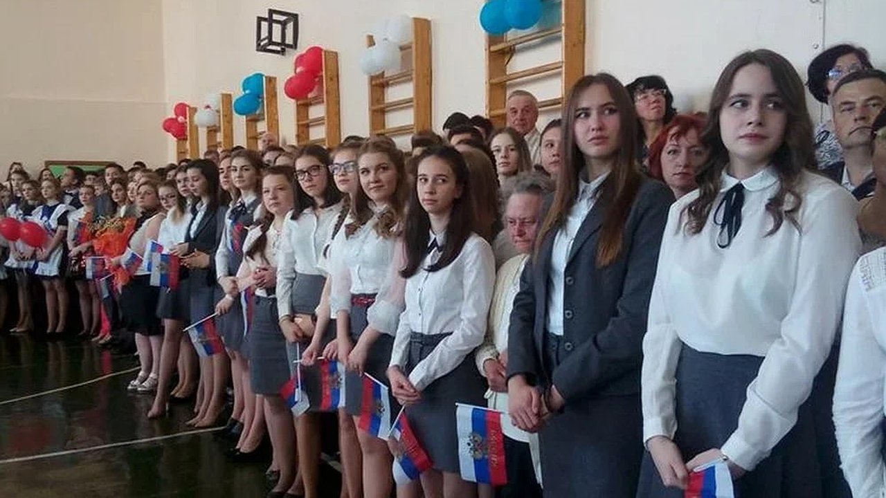 Главная картинка новости: Стало известно, когда пройдут последние звонки в Нижнем Новгороде