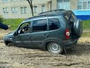 Внедорожник ушел  под землю в Лукоянове