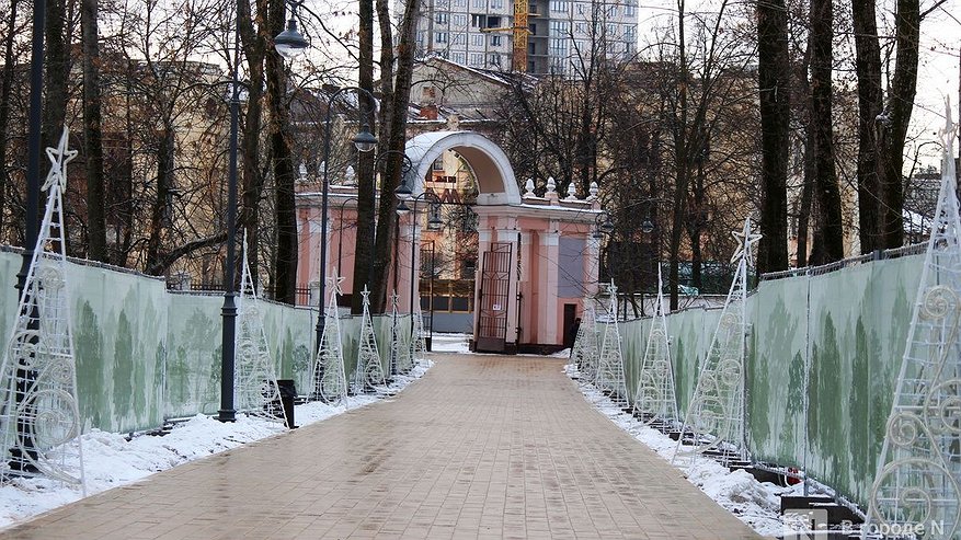 Главная картинка новости: Фоторепортаж: как выглядит парк 1 Мая после первого этапа благоустройства