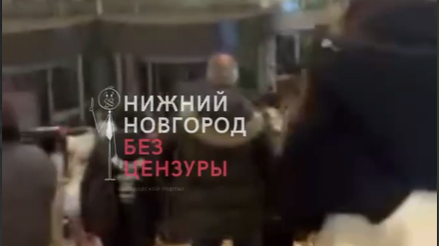 Главная картинка новости: ТРЦ «Мега» эвакуировали под Нижним Новгородом