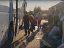 Ученикам приходится ждать школьный автобус около свалки в Кстовском округе