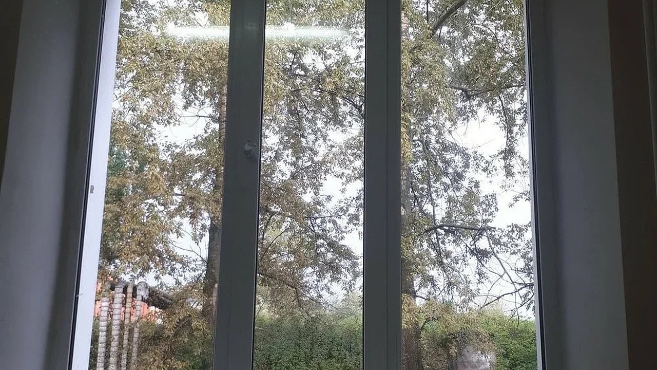 Главная картинка новости: Нижегородская полиция взялась за прыгающих из окон строителей