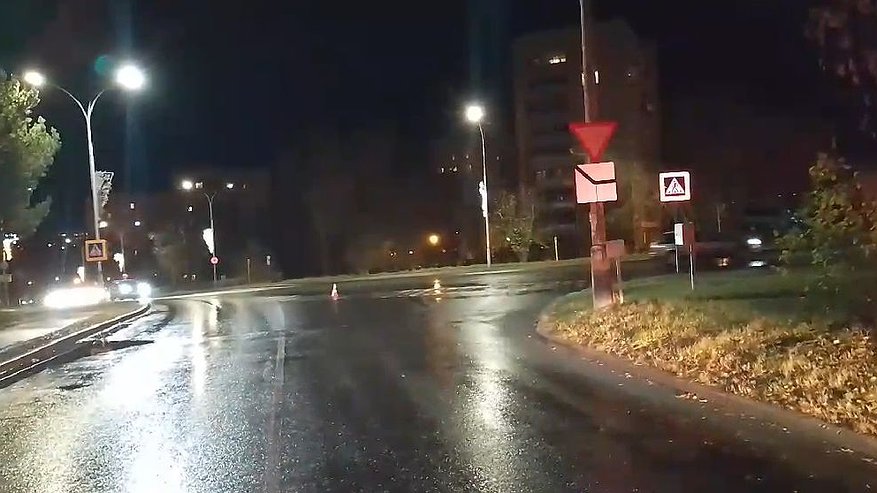 Главная картинка новости: Неизвестный водитель сбил подростка в Сарове и скрылся
