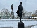 Вандалы снова сломали мини-копию памятника Горькому в Нижнем Новгороде