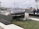 Стали известны подробности вылета Porsche на тротуар на площади Маркина
