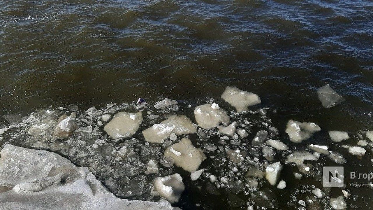 Главная картинка новости: Пенсионер провалился под лед на озере в Навашине