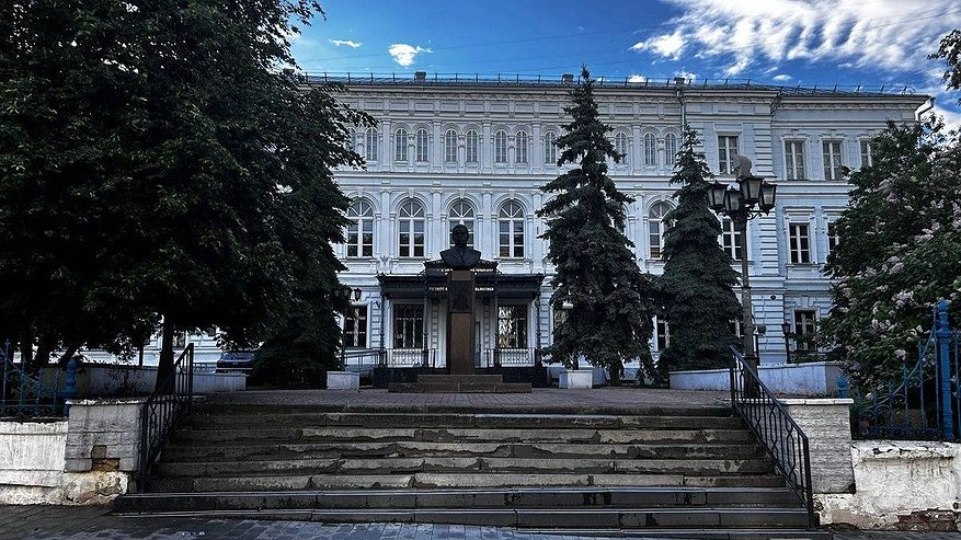 Главная картинка новости: Нижегородские вузы попали в рейтинг лучших по трудоустройству
