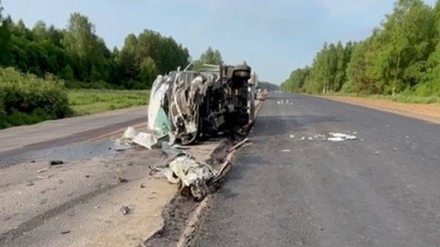 Главная картинка новости: ГИБДД выясняет обстоятельства ДТП с «ГАЗелью» и «КамАЗом» под  Арзамасом