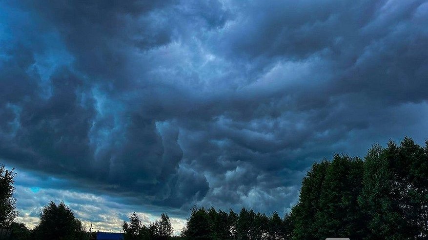 Главная картинка новости: Резкое похолодание придет в Нижний Новгород после адской жары