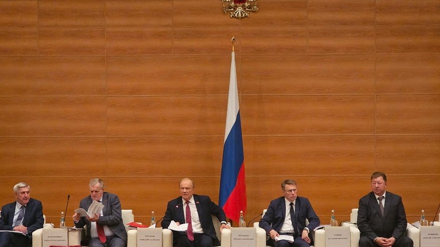 Главная картинка новости: Депутат КПРФ задал вопрос Минздраву о задолженности нижегородских больниц