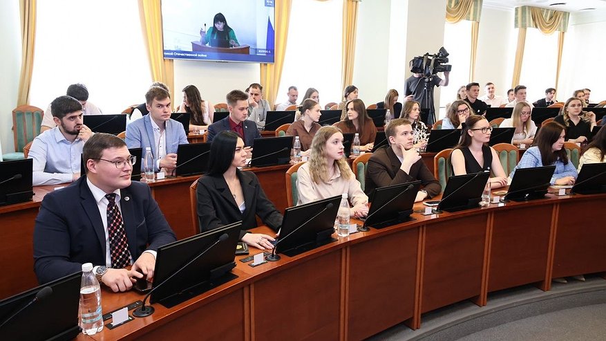 Главная картинка новости: Нижегородский Молодежный парламент подключился к борьбе с вейпами