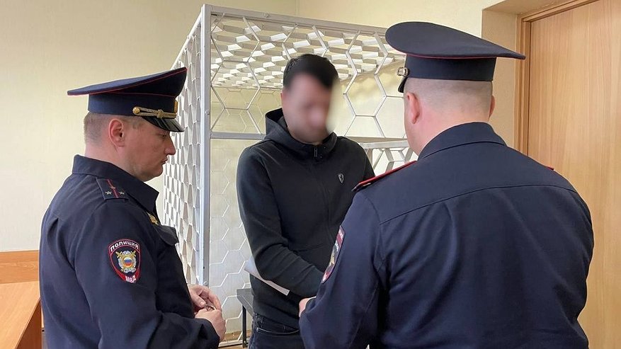 Главная картинка новости: Продавцы мебели кинули нижегородцев почти на два миллиона рублей