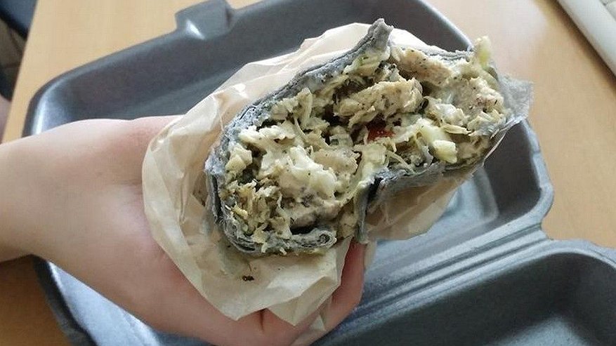 Главная картинка новости: Нижегородцам рассказали, чем может быть опасна шаурма