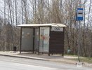 Грязь и разбитые стекла: как выглядят остановки общественного транспорта в Нижнем Новгороде