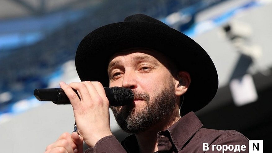 Главная картинка новости: На солиста нижегородской группы Uma2rman подали в суд