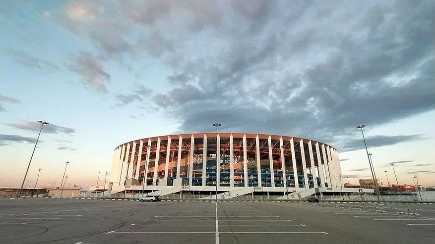 Главная картинка новости: Нижегородцы раскритиковали переименование футбольного стадиона на Стрелке