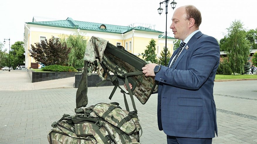Главная картинка новости: Тактическое снаряжение отправили на СВО при поддержке нижегородского парламента