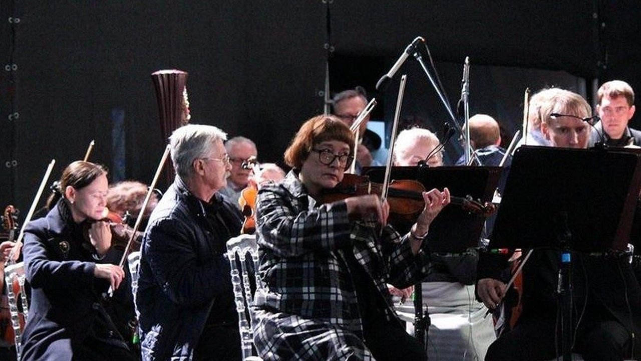 Главная картинка новости: GigaChat сдал вступительный экзамен в Гнесинку