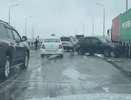 Огромная пробка образовалась у Борского моста из-за массового ДТП