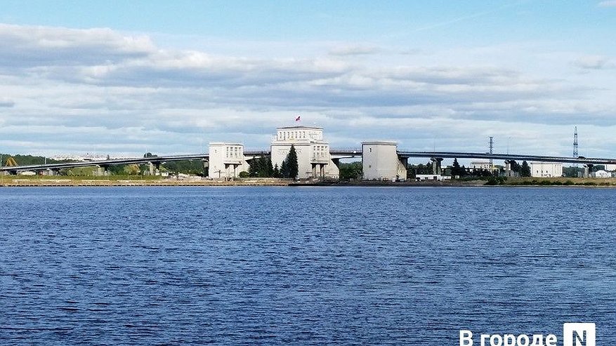 Главная картинка новости: Реверс вводится на мосту Нижегородской ГЭС с 23 мая
