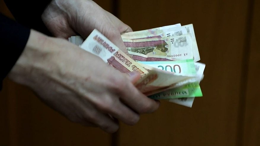 Главная картинка новости: Мигранты сравнили зарплату в Нижнем Новгороде и Узбекистане