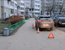 11-летний мальчик попал под машину во дворе дома в Дзержинске
