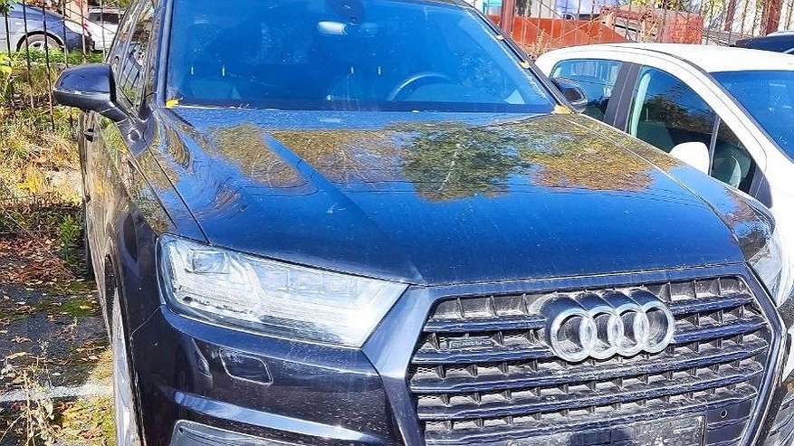 Главная картинка новости: Иномарка бывшего нижегородского полицейского обогатила Россию на 5,5 млн рублей