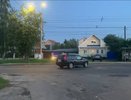 Иномарка врезалась в дом в Нижнем Новгороде: двое пострадавших