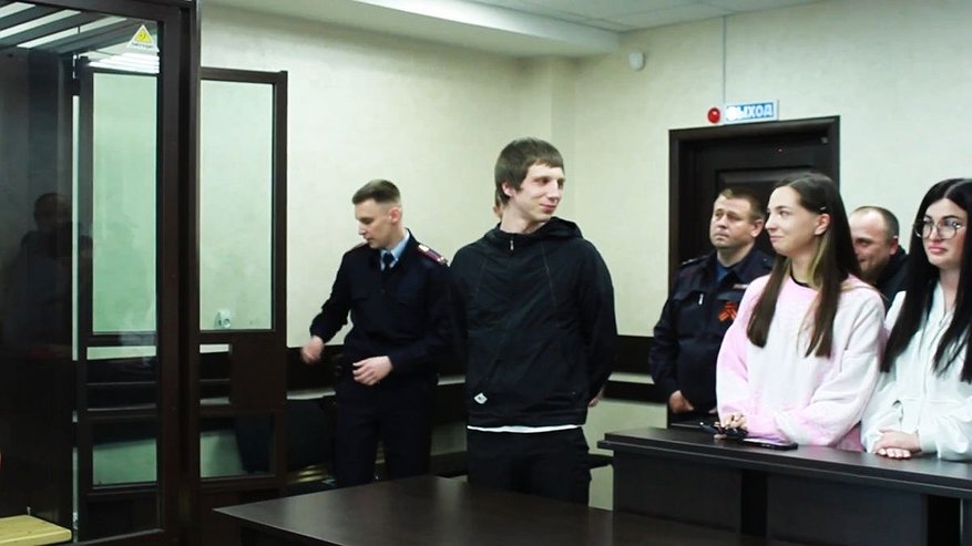 Главная картинка новости: Напавший на мигрантов из-за девушки нижегородец освобожден из-под стражи