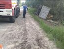 Грузовик опрокинулся в кювет на Бору