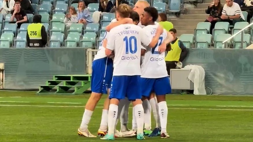 Главная картинка новости: ФК «Пари НН» в первом стыковом матче обыграл «Сочи» 2:1